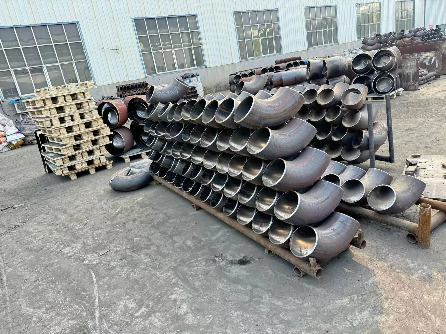 3 4 x 8 galvanized pipe